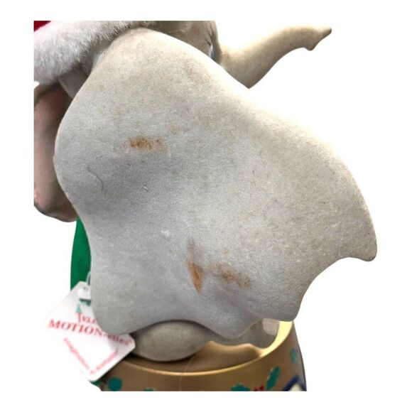 Vtg Telco Motion-Ettes Dumbo Animated Christmas Figurine Scarf & Santa Hat READ - Picture 11 of 12